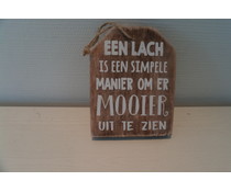 Houten hanger een lach Houten hanger een lach