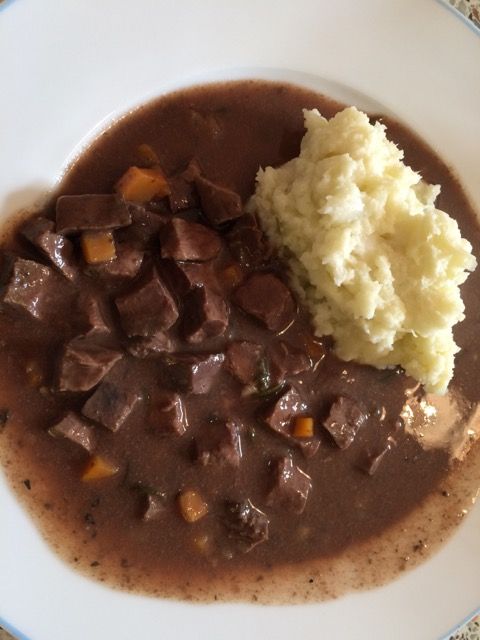 Rinderherz-Ragout aus dem Slow Cooker (Paleo Rezept)