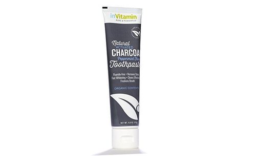 Invitamin Invitamin Aktieve Charcoal Teeth Whitening Tandpasta Spearmint Invitamin Invitamin Aktieve Charcoal Teeth Whitening Tandpasta Spearmint