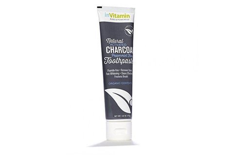 Invitamin Invitamin Aktieve Charcoal Teeth Whitening Tandpasta Peppermint Invitamin Invitamin Aktieve Charcoal Teeth Whitening Tandpasta Peppermint