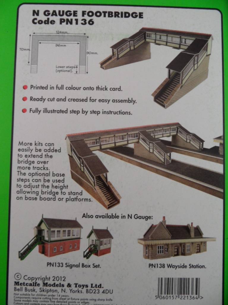 Metcalfe PN136 Footbridge for railway station (NGauge)