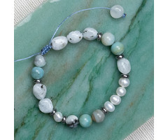 Set magnetische armbanden voor 2 natuurstenen kralen, kroontjes