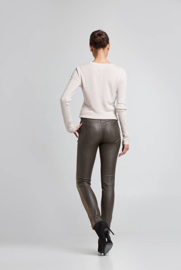 Dilyene Pants - Mid Waist Straight Leg Faux Leather Pants in Green | Showpo  USA