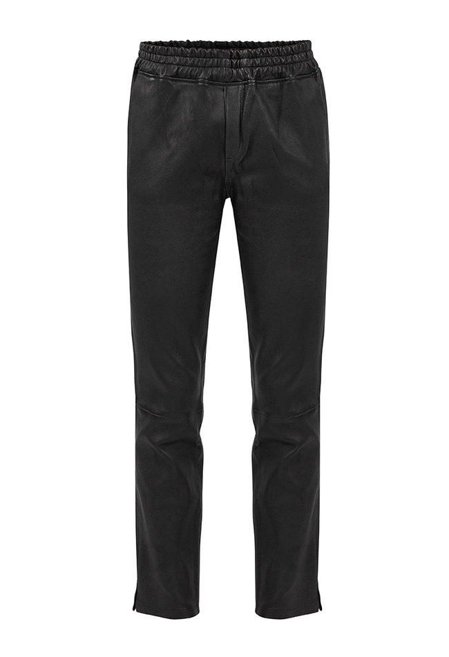 ZINGA Leather Noah: handcrafted leather boyfriend trousers made from soft, flexible stretch lamb leather.