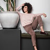 ZINGA Leather ZINGA Leder still NOAH Mid-Rise Stretch Velourslederhose im Boyfriend-Stil (7/8 Beinlänge) in farbe Taupe