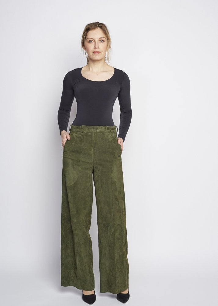 ZINGA Leather AMY 4610 – High-Waist Stretch Suede