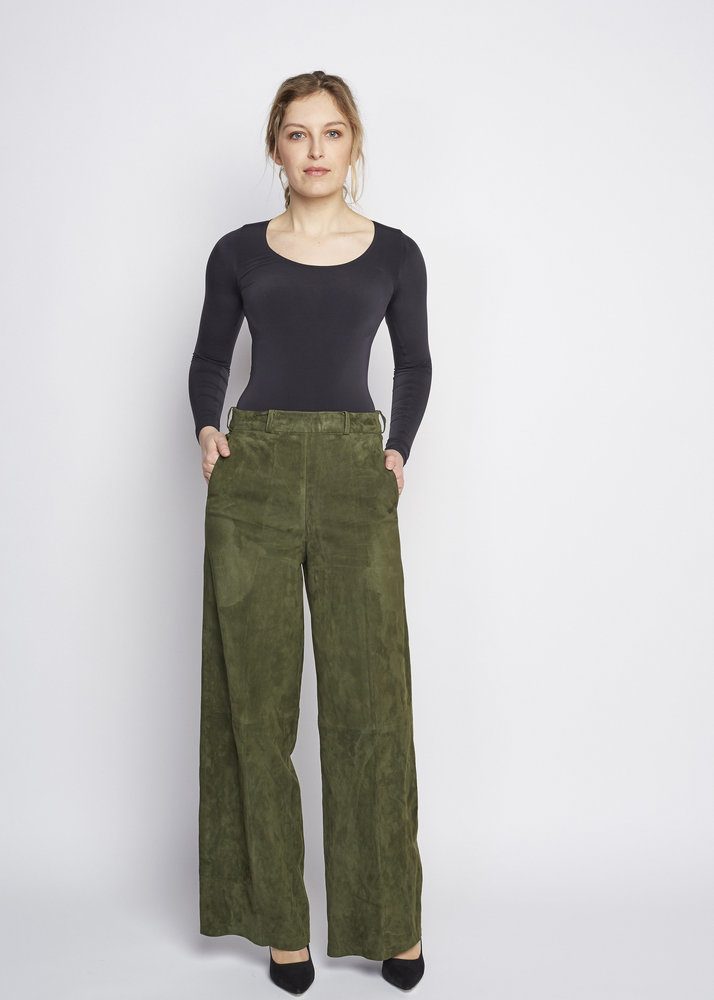 ZINGA Leather Exclusieve Groene Wide Leg Suède Broek met Stretch en Zakken