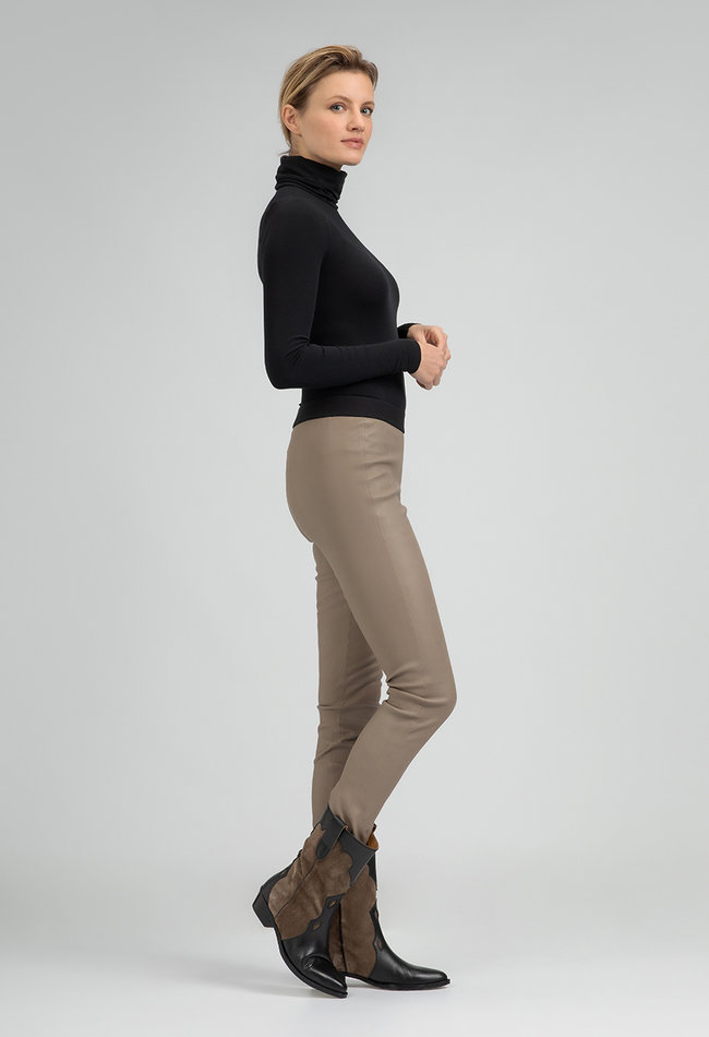 ZINGA Leather Exclusive Leather Leggings UMA with High Waist and Extra Long Length