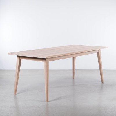 Sav & Økse Illum Table Oak Whitewash