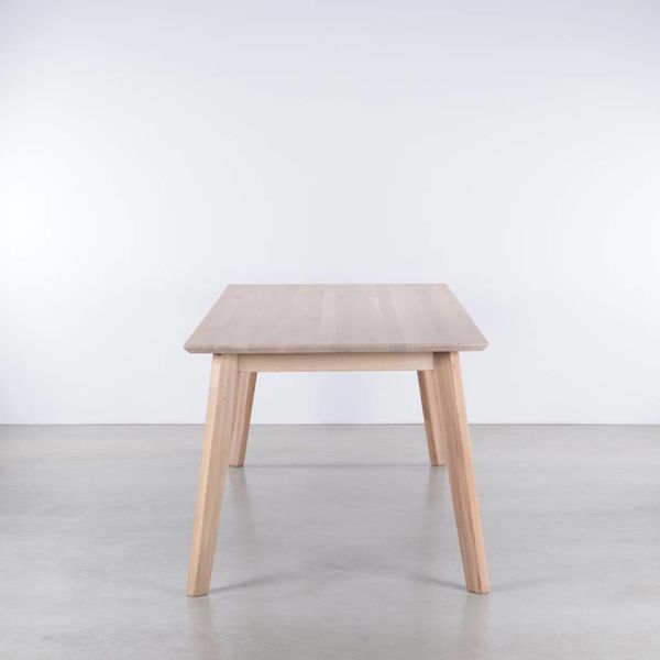 bSav & Økse Gunni table extendable oak whitewash