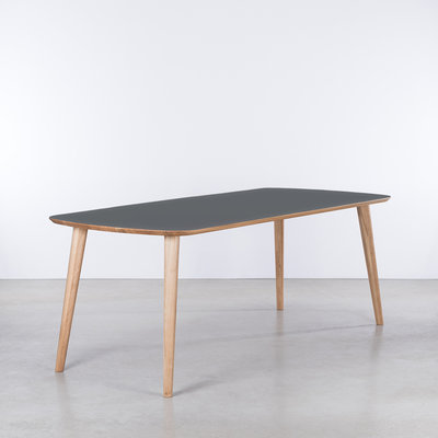 Sav & Økse Tomrer Table Basalt gray Fenix top - Oak legs