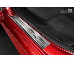 Passgenaue Edelstahl Einstiegsleisten - Maluch Premium Autozubehör