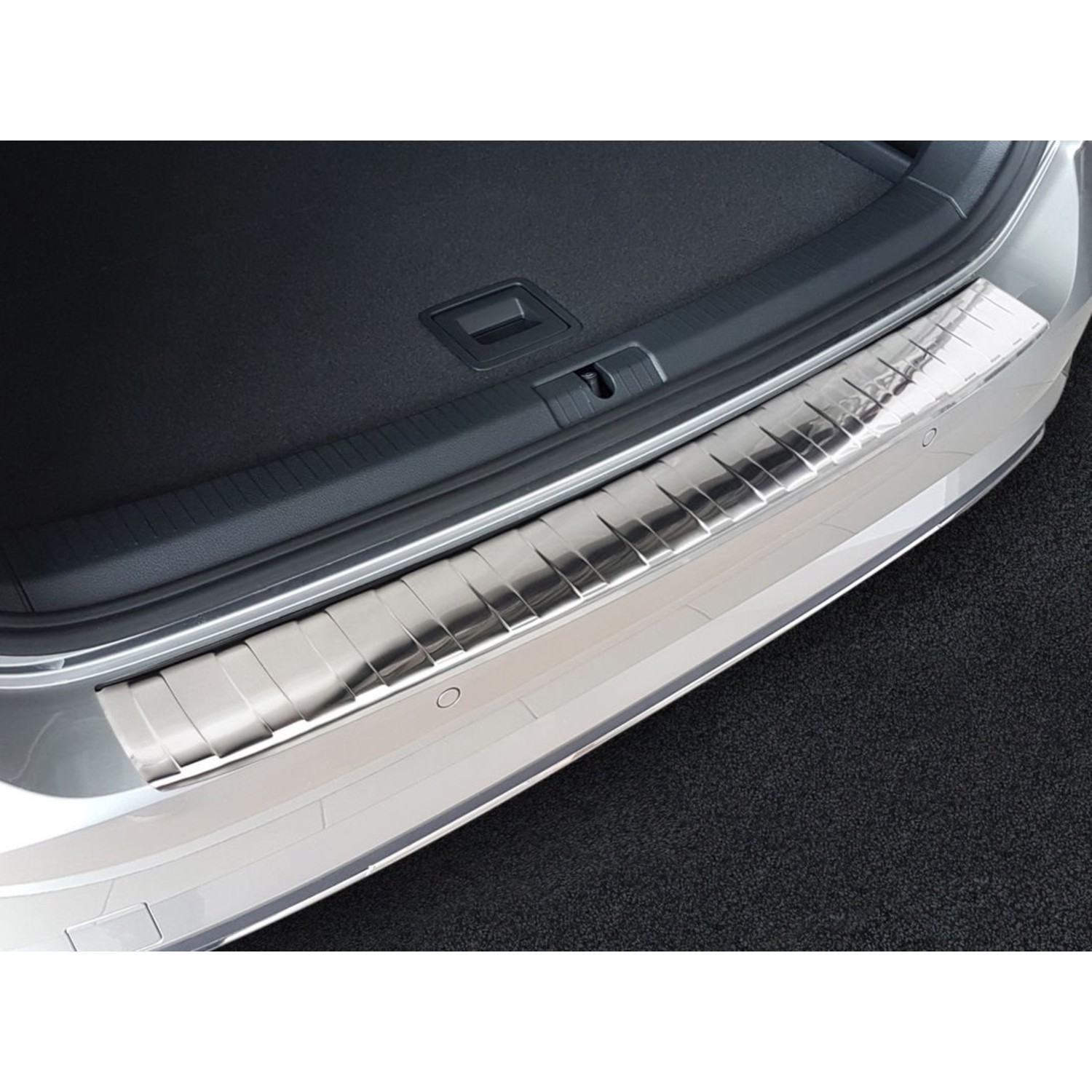 Ladekantenschutz für VW Golf VII Variant Faceliftmodell - Maluch Premium  Autozubehör