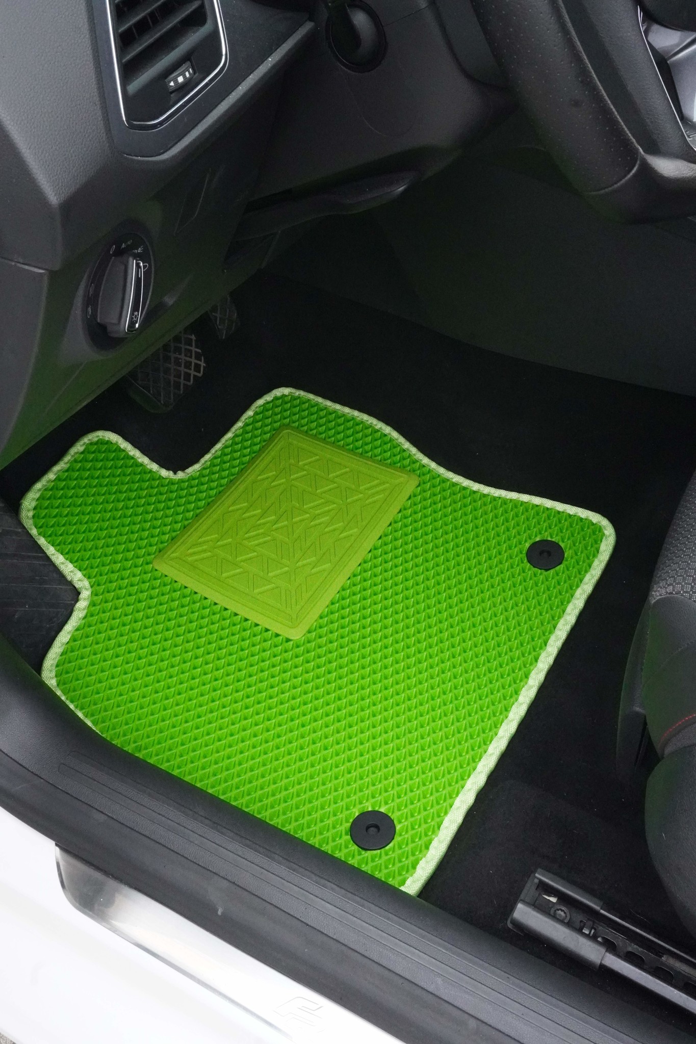 Premium Fußmatten für Kia Sportage 5 Hybrid/ Mild Hybrid ab Bj. 2022