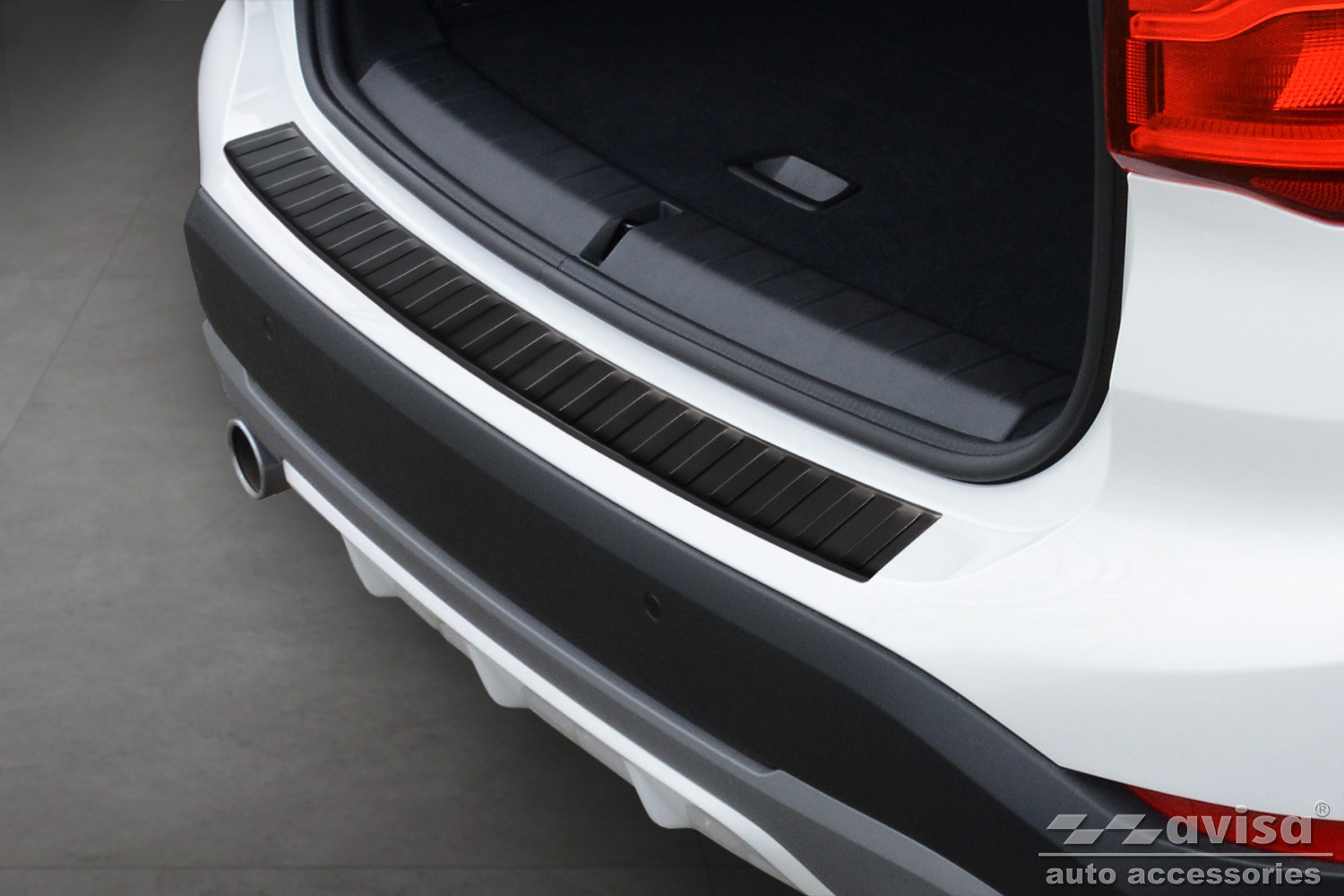 Geriffelter Kantenschutz BMW X1 F48 - Maluch Premium Autozubehör