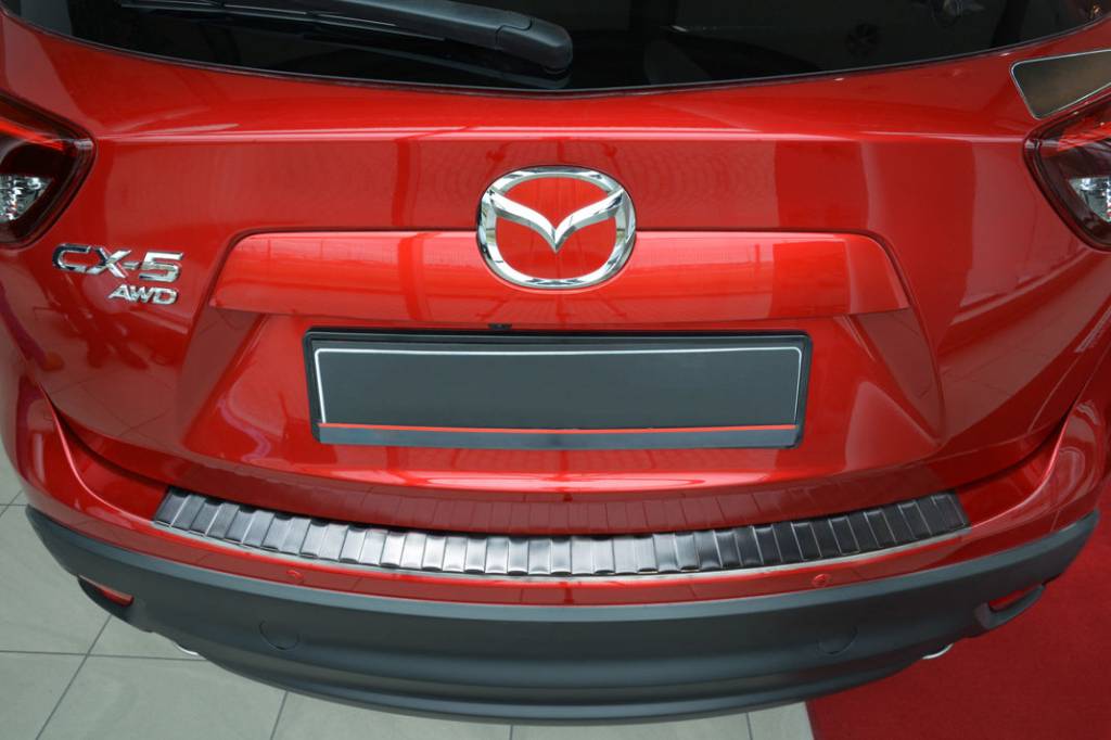 Ladekantenschutz für Mazda CX-5 I - Maluch Premium Autozubehör | Abdeckblenden