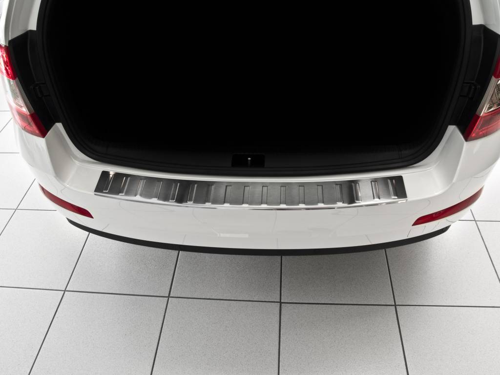 Ladekantenschutz für Skoda Octavia IV Combi - Maluch Premium Autozubehör