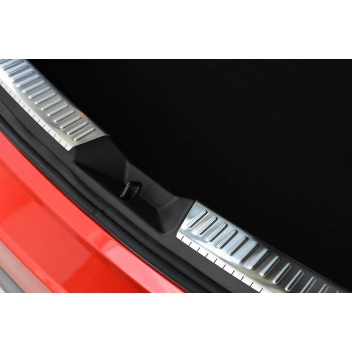 Ladekantenschutz für Mazda 3 Schrägheck - Maluch Premium Autozubehör