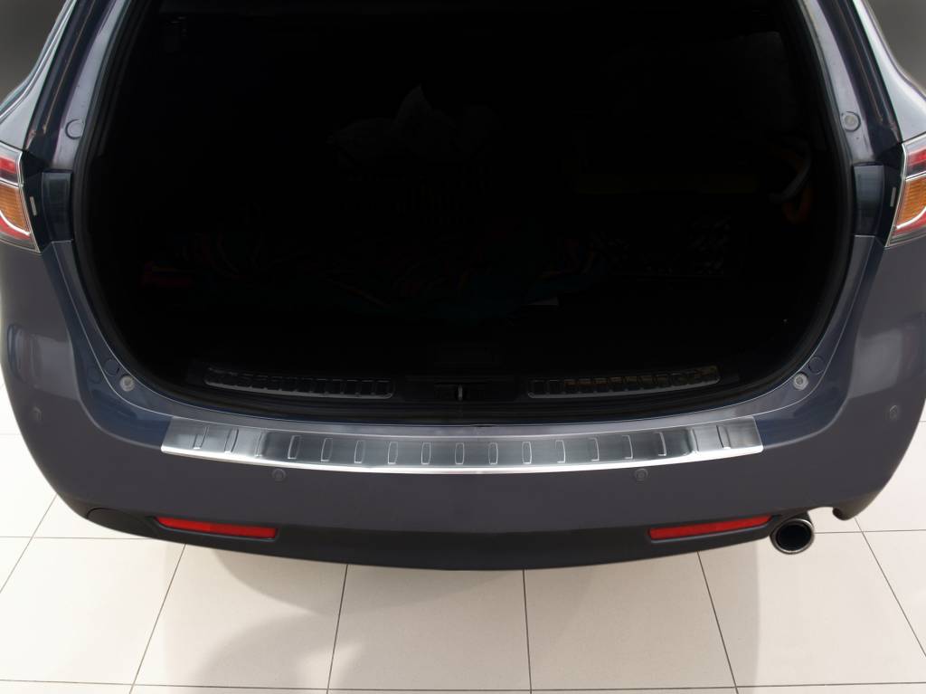 - Maluch Autozubehör Kombi Premium Ladekantenschutz 6 für Mazda
