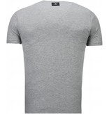 Local Fanatic Basic Exclusieve V Neck - T-Shirt - Grijs