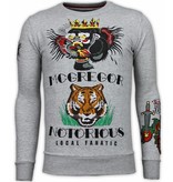 Local Fanatic McGregor Notoriuous Tattoo - Embroidery Sweater - Grijs