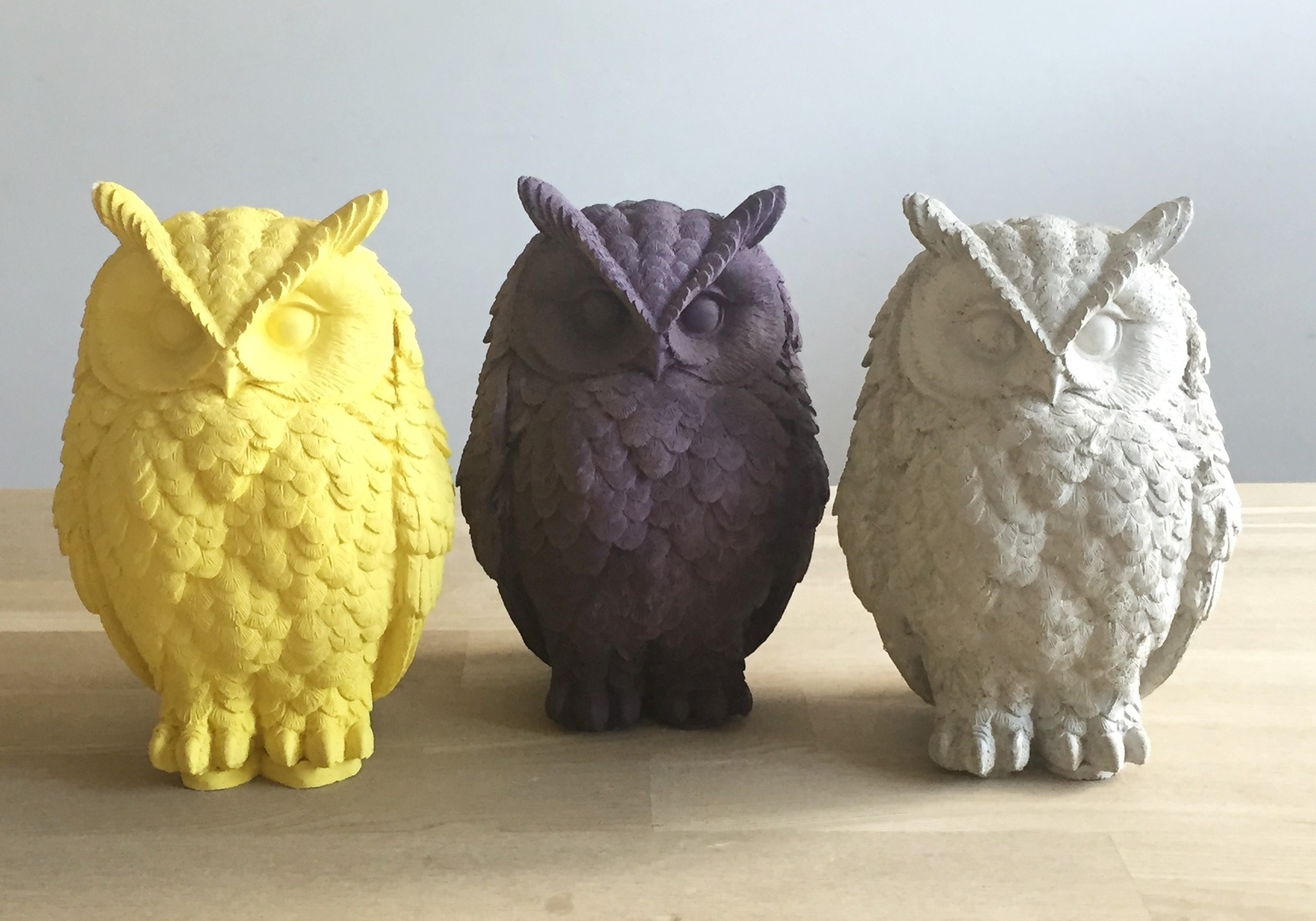 Casting of owl in concrete and in acrylic