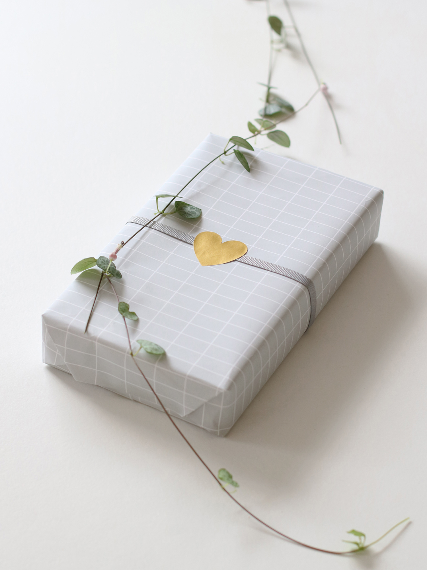 gouden hart stickers | 10 papieren gouden stickerharten, cadeaudecoratie