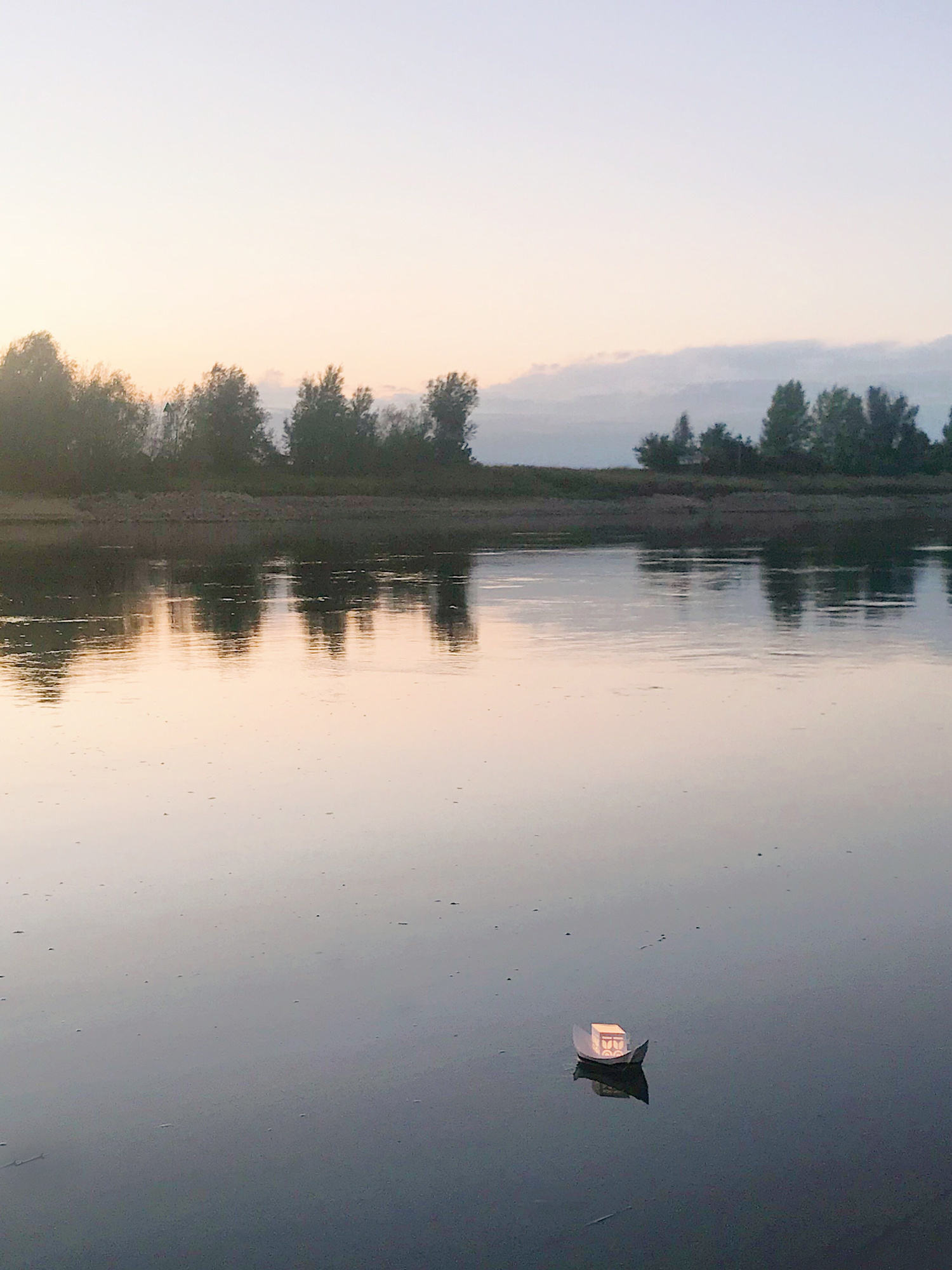 rejse floating lightboats