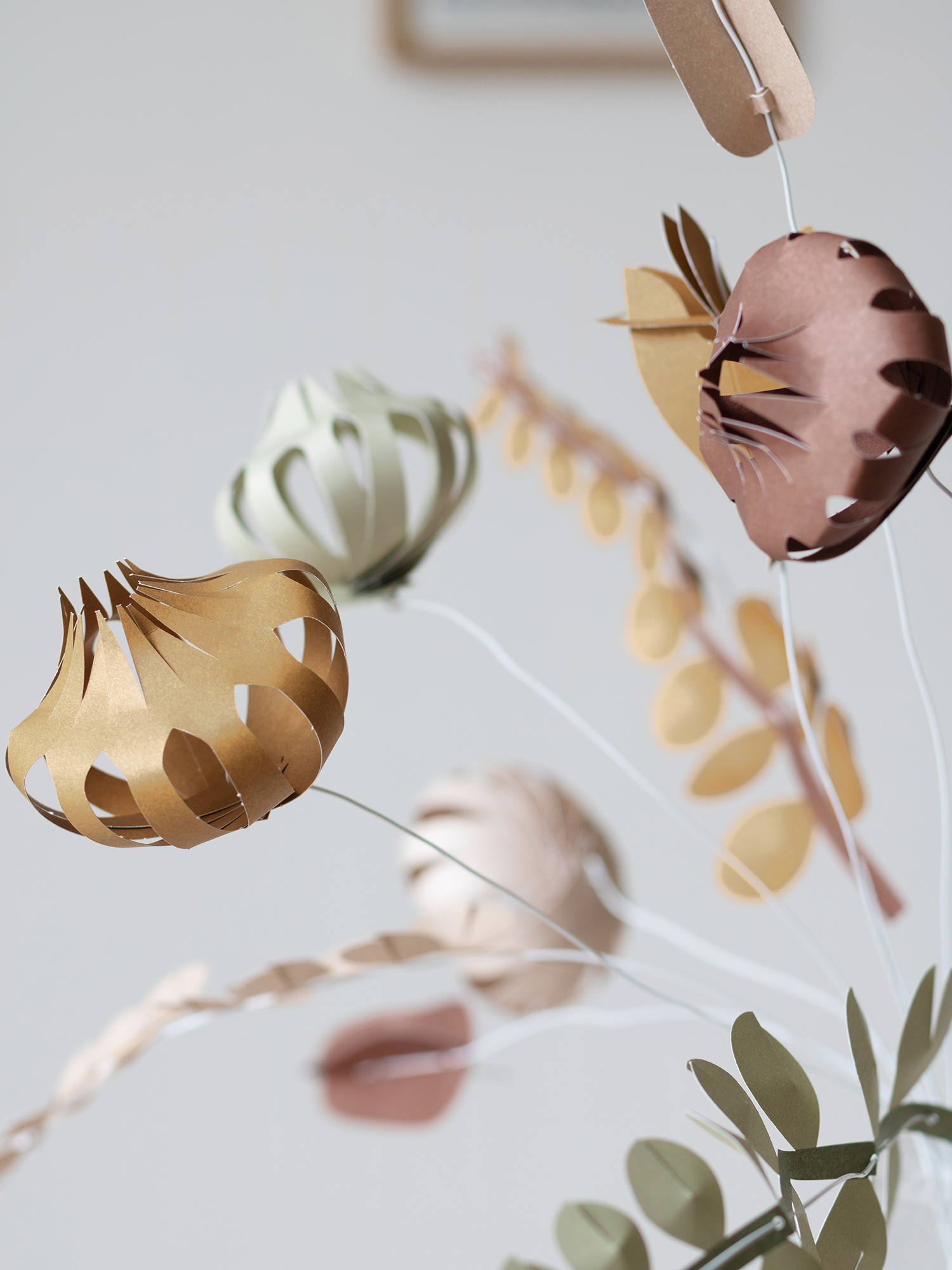 FIELD pastel large | 12 paper flowers in DIY bouquet kit