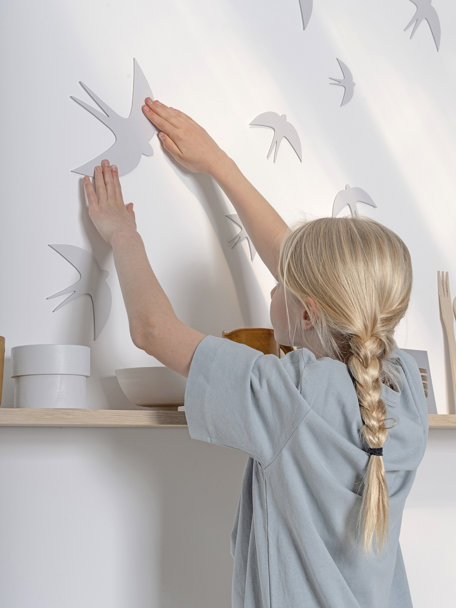 SVERM large | three grey cardboard swallows for the wall