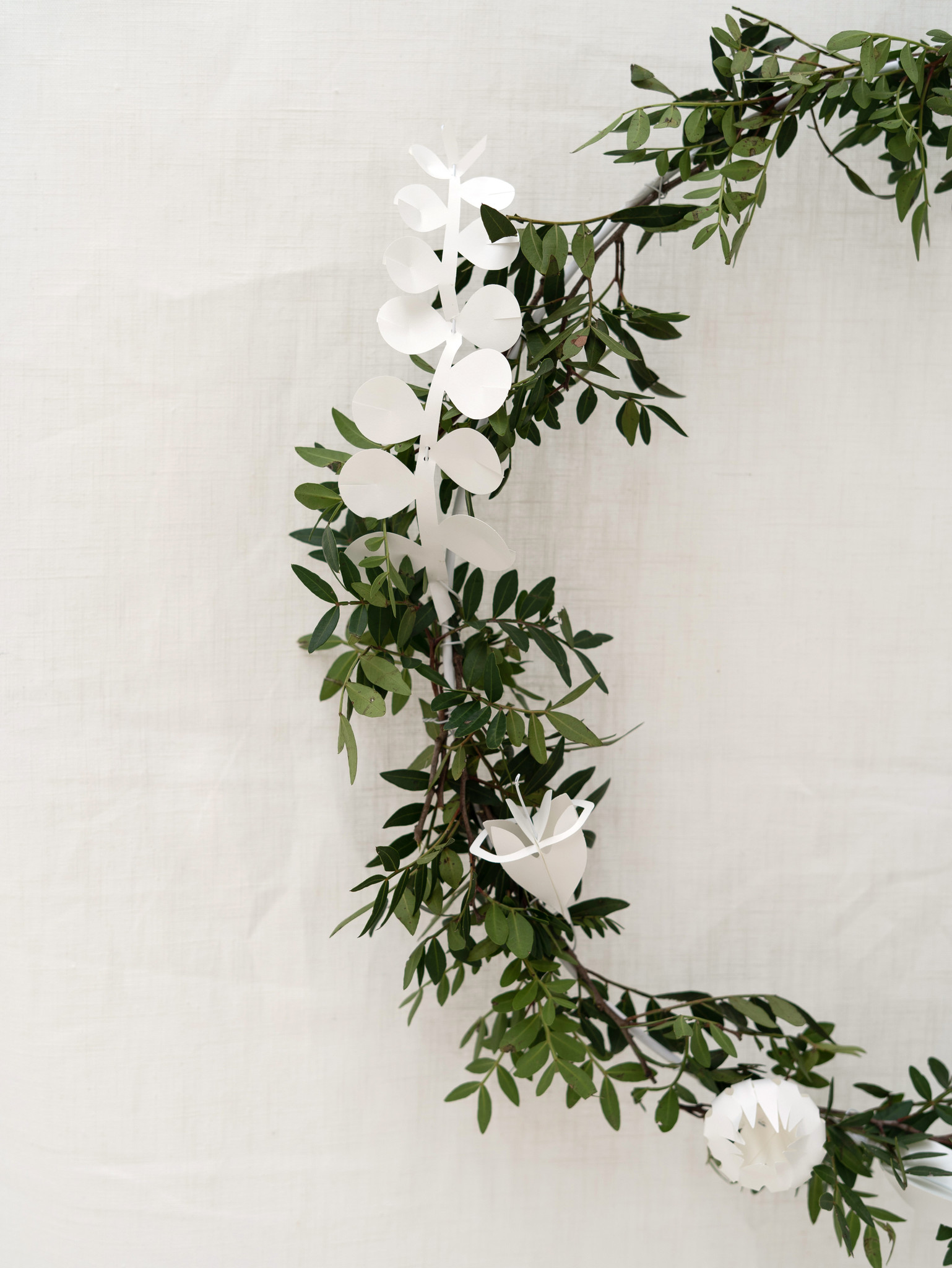 FIELD flowers – small white | four white paper flowers DIY kit
