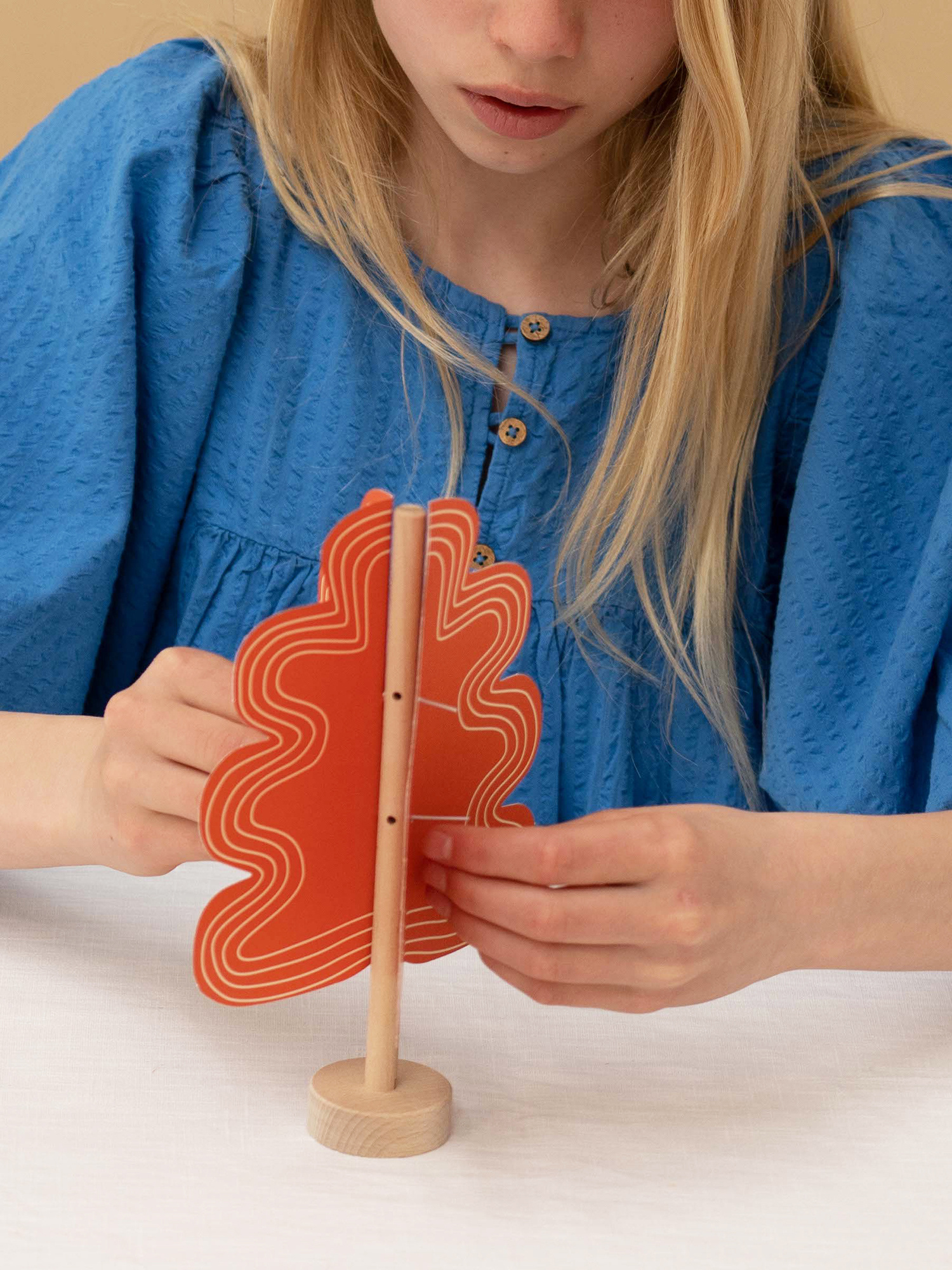 OAK tree - red  | eikenboompje van papier met houten stam, DIY set