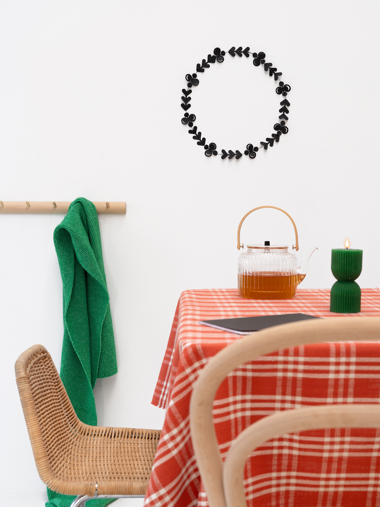 FOLK ornaments - black