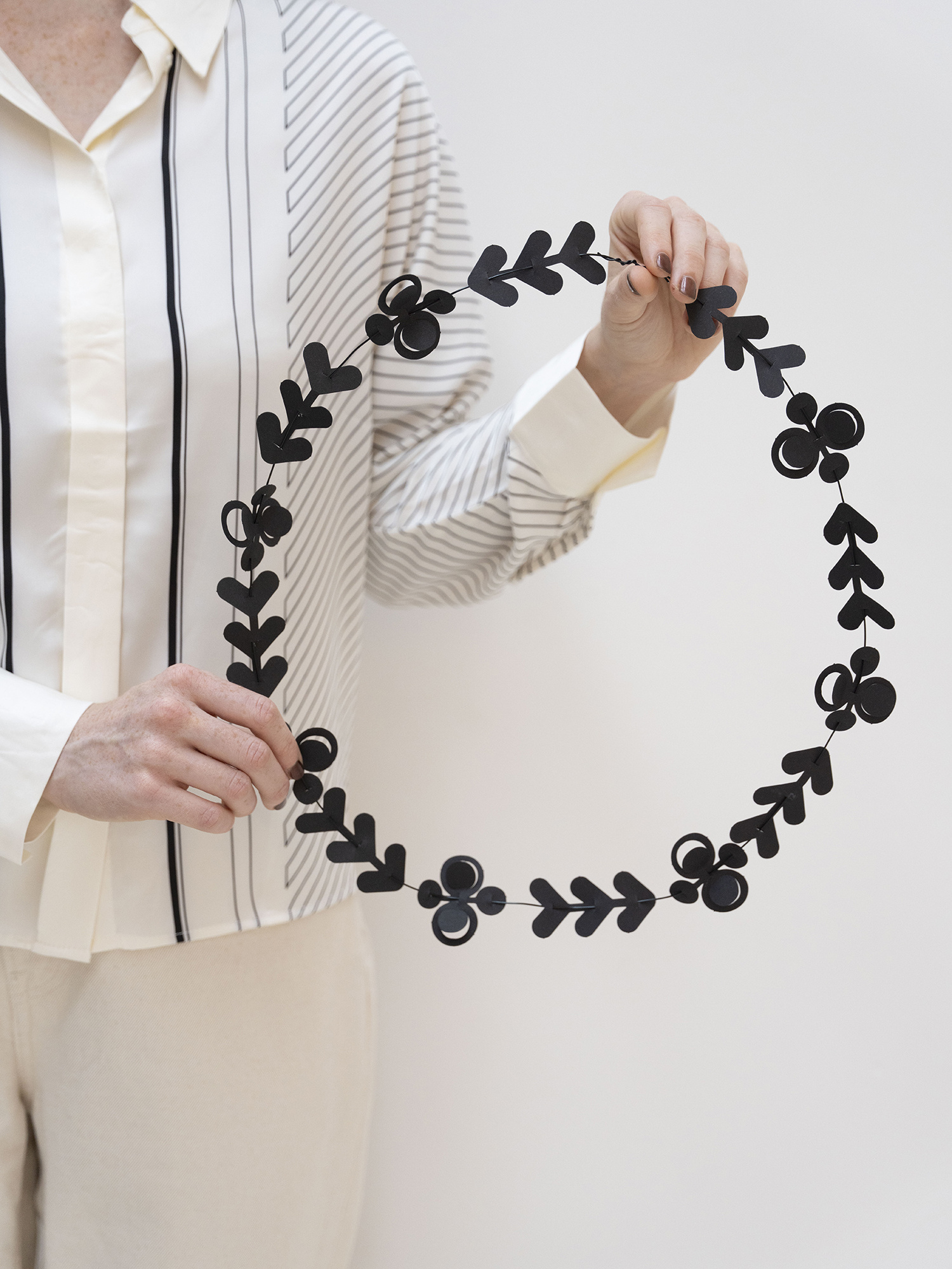 FOLK ornaments - black