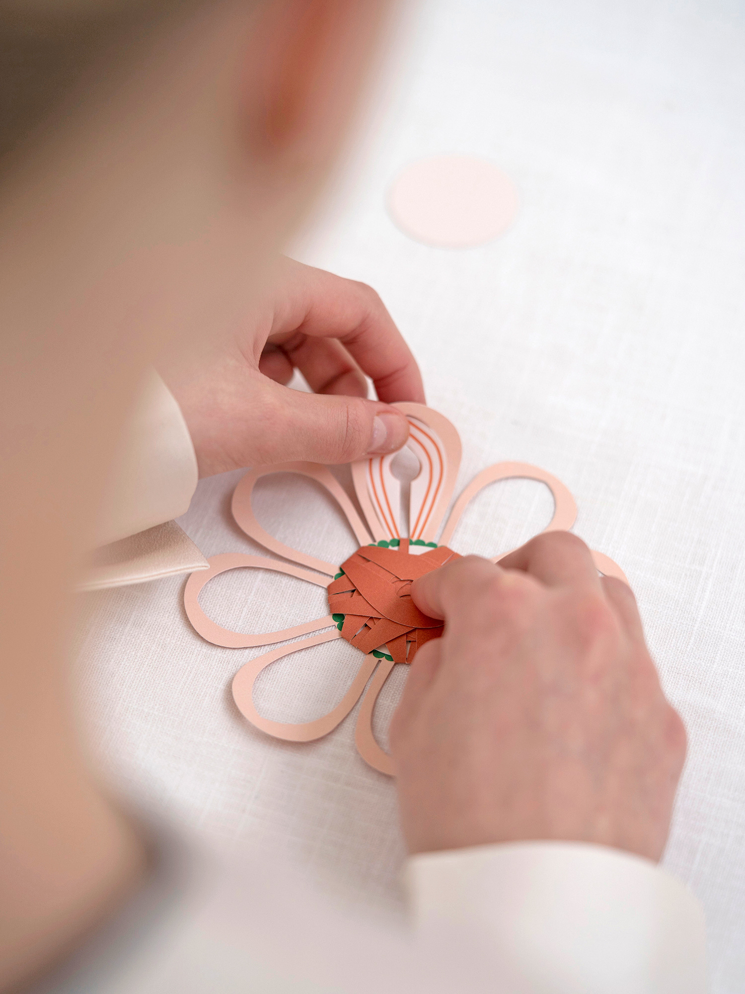 MAGIC flower festive | paper flower card that opens on water