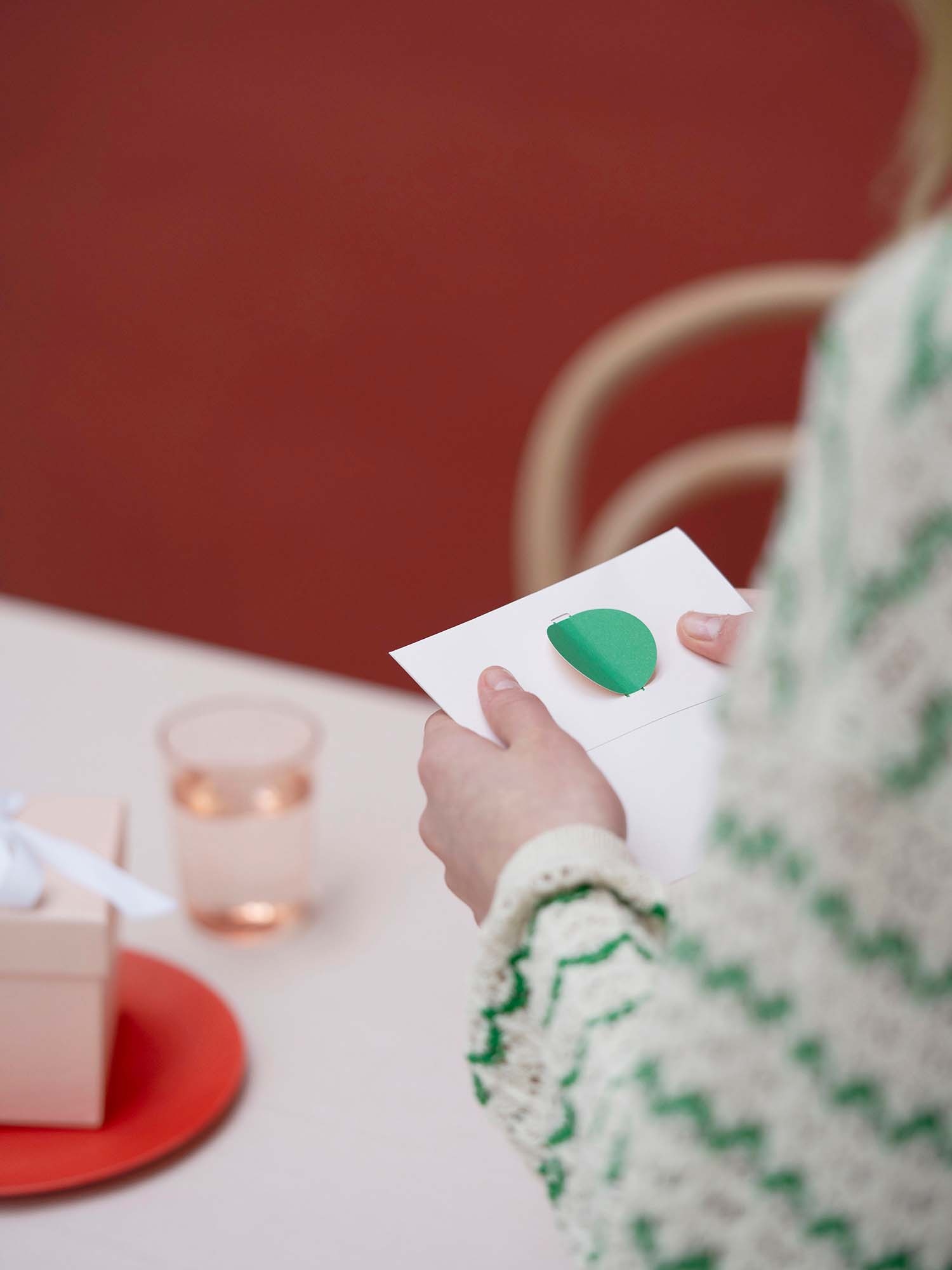 MAGIC flower festive | paper flower card that opens on water