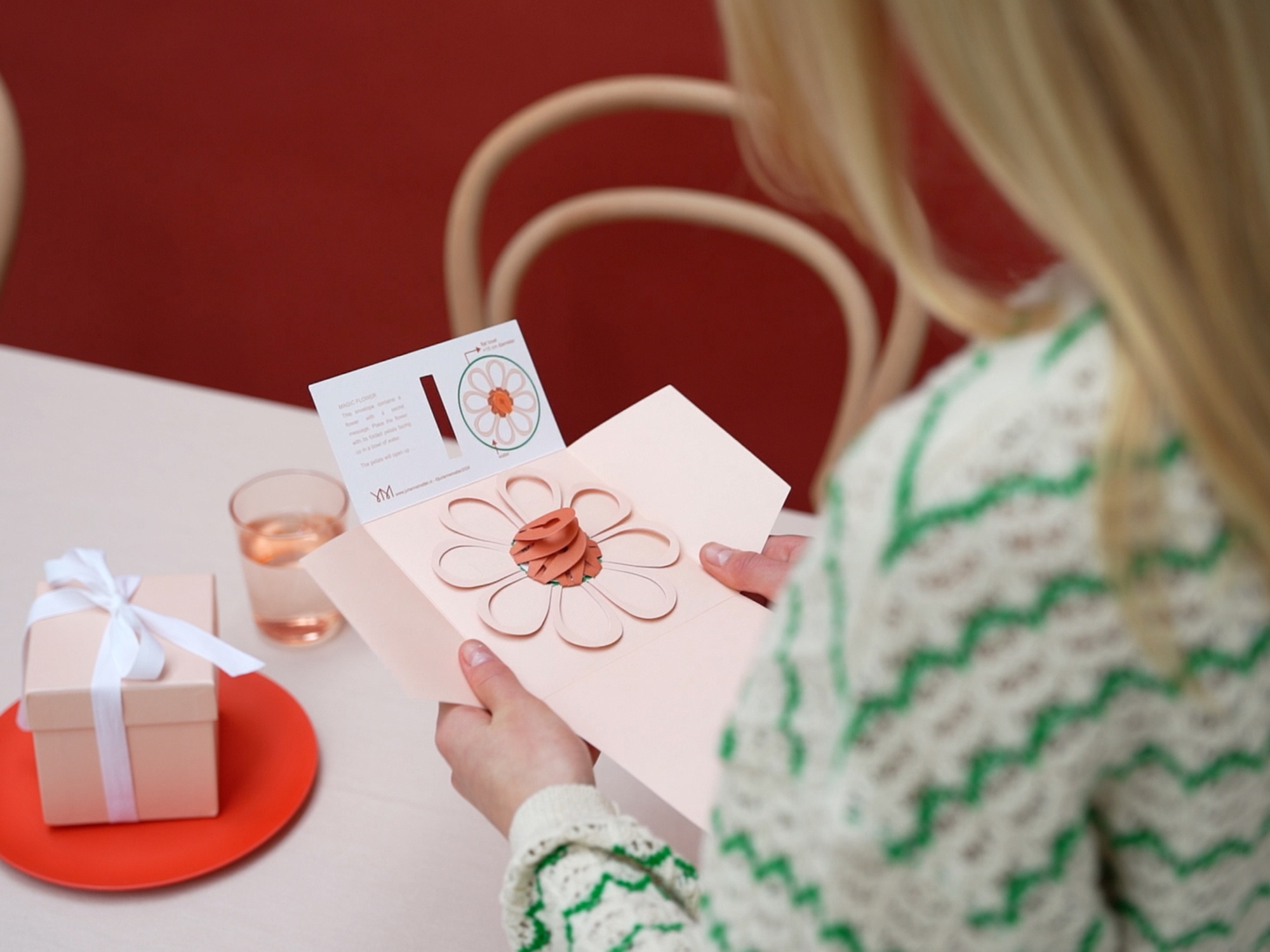 MAGIC flower festive