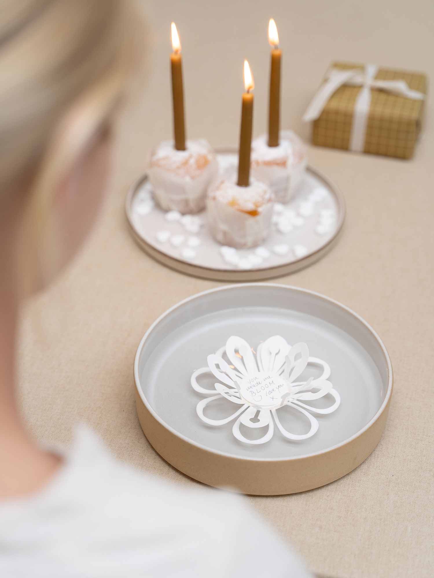 MAGIC flower white | papieren bloem die zich opent op water