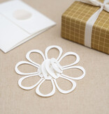 MAGIC flower white | papieren bloem die zich opent op water