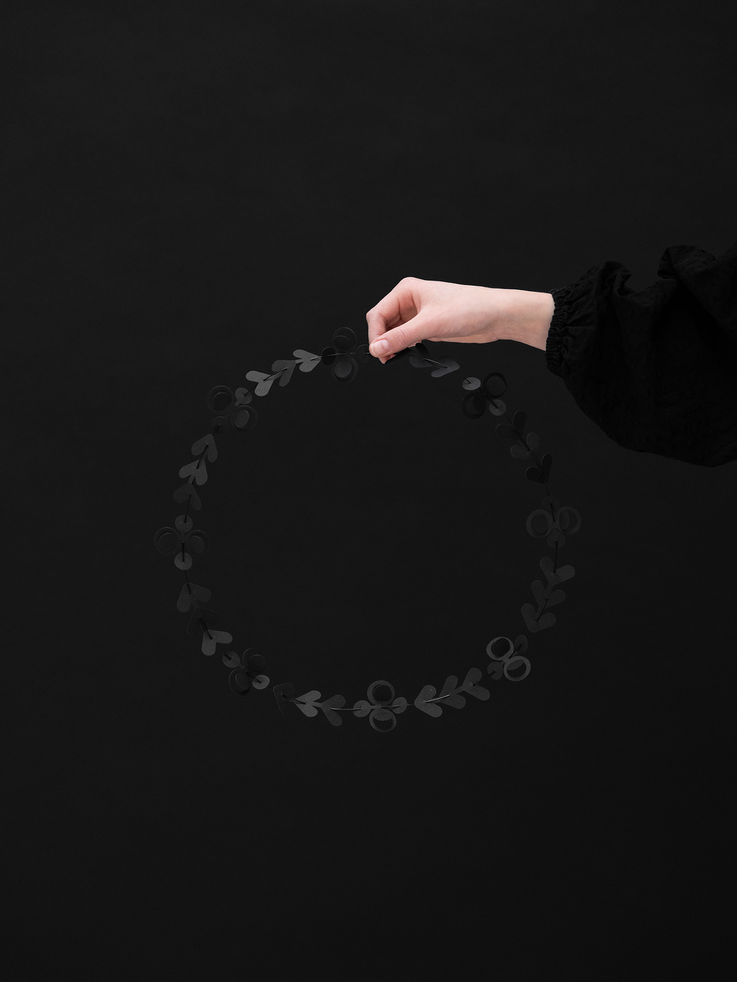 FOLK ornaments - black