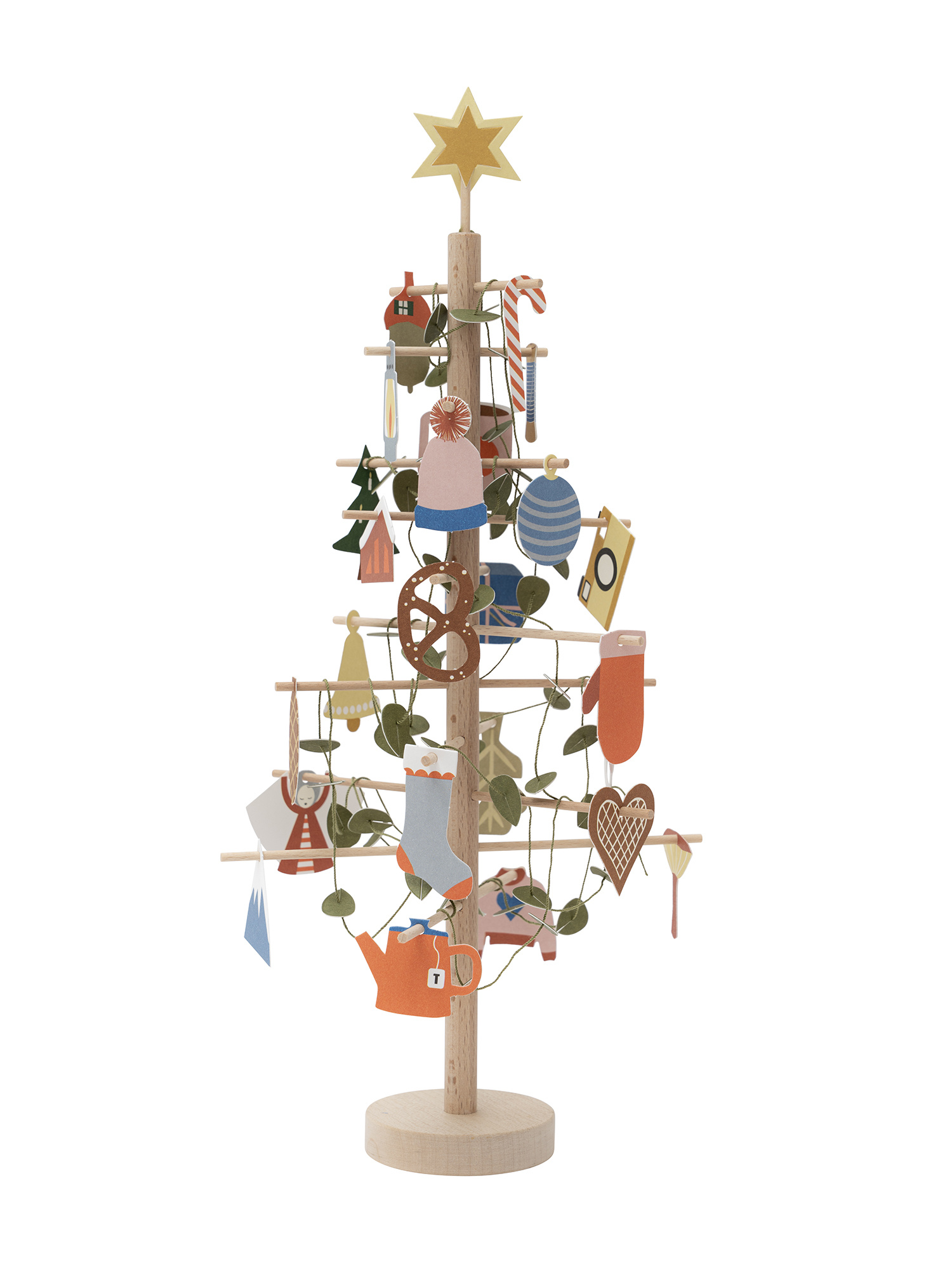 Jurianne Matter ADVENT tree - houten boompje als Adventkalender met voor elke dag van december een ornamentje van dik papier.