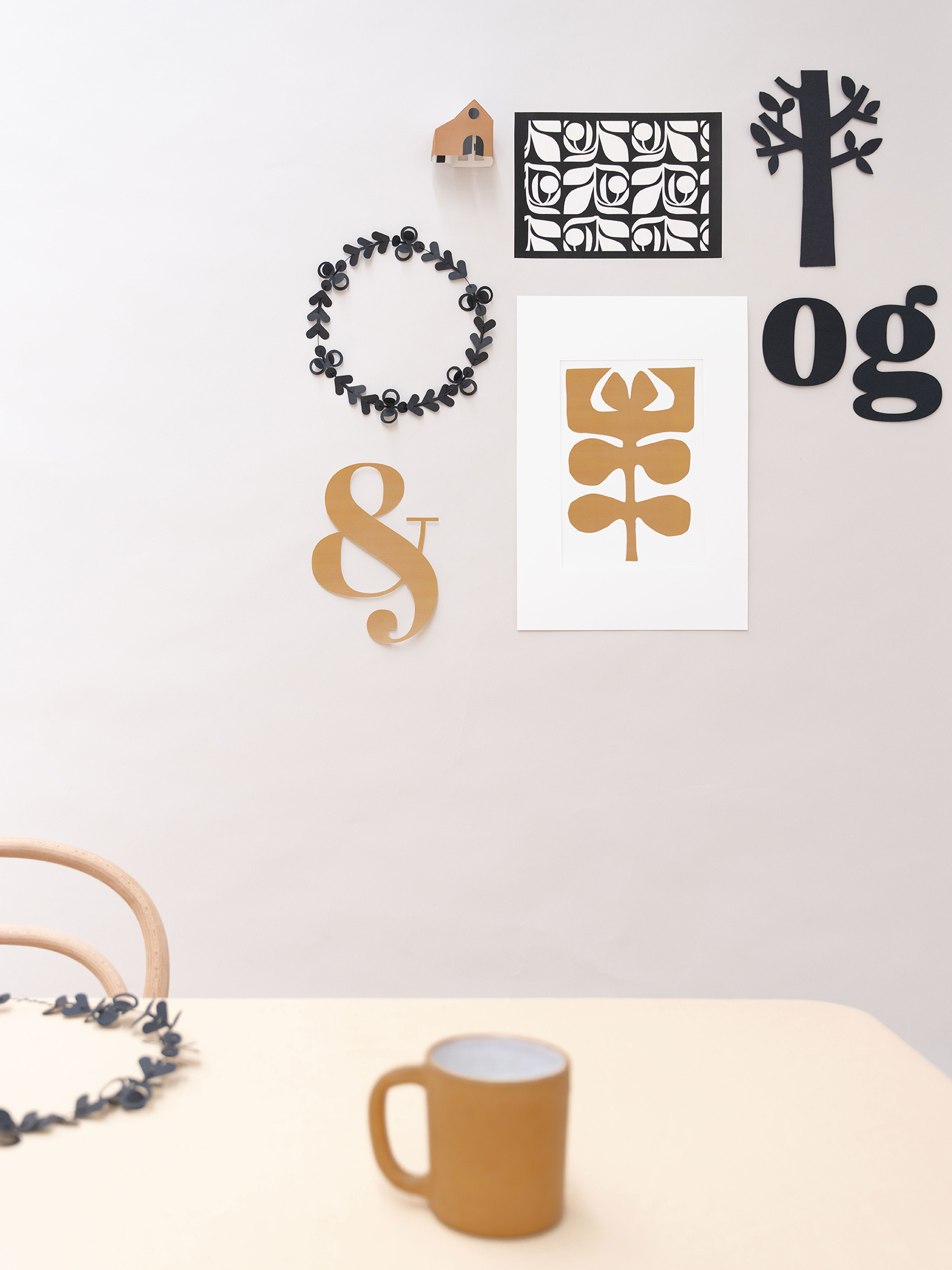 FOLK ornaments - black