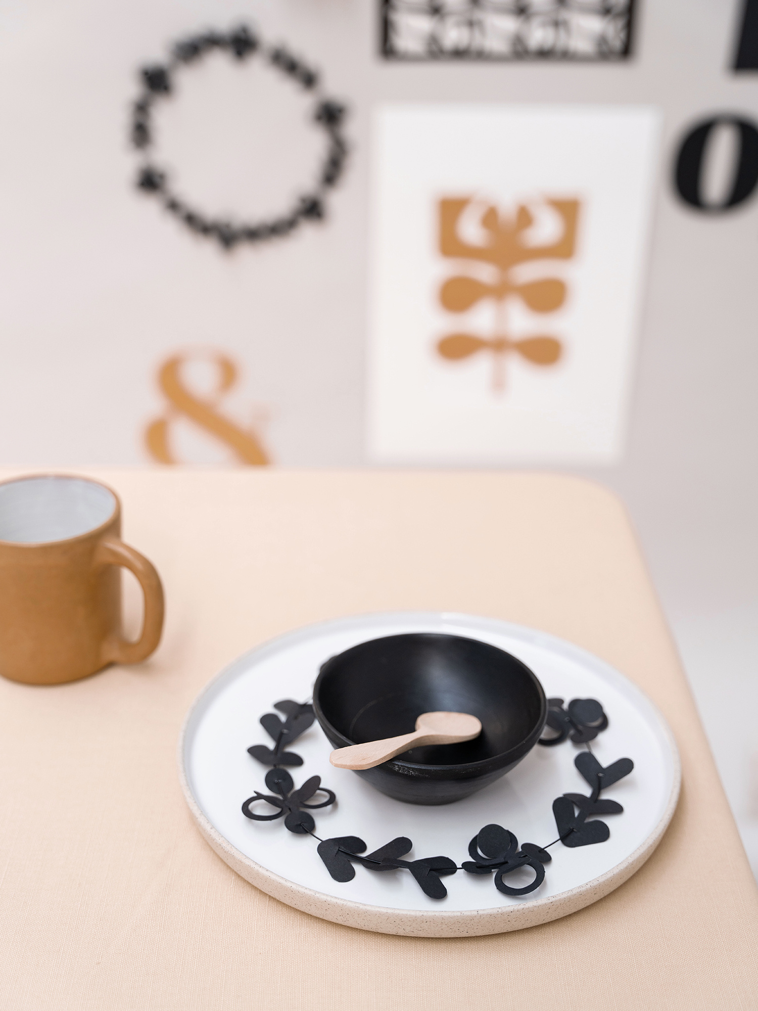 FOLK ornaments - black
