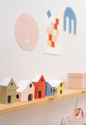 Jurianne Matter NOOK tiny houses  - bright