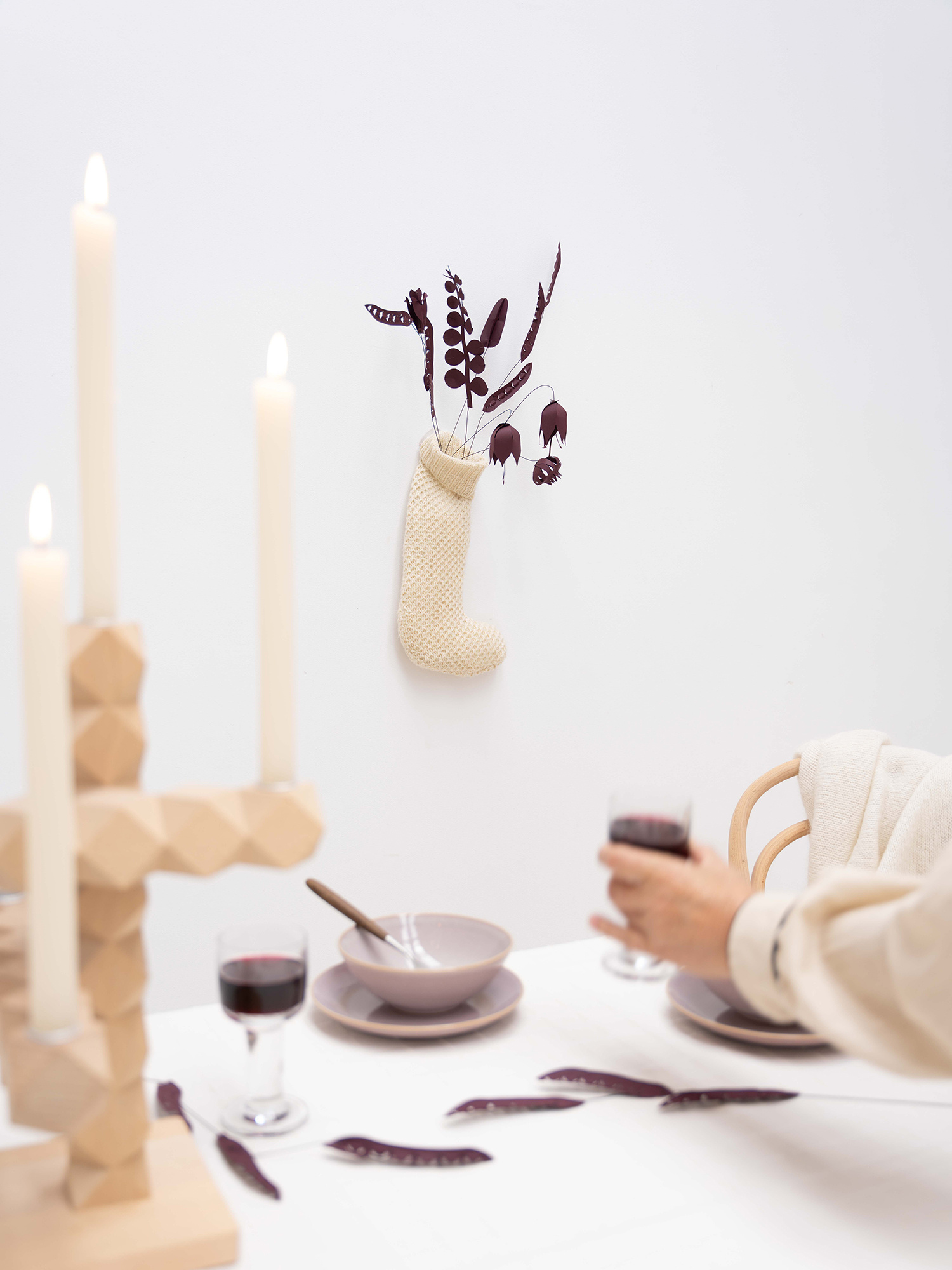 DIY set met 8 bordeauxrode papieren bloemen