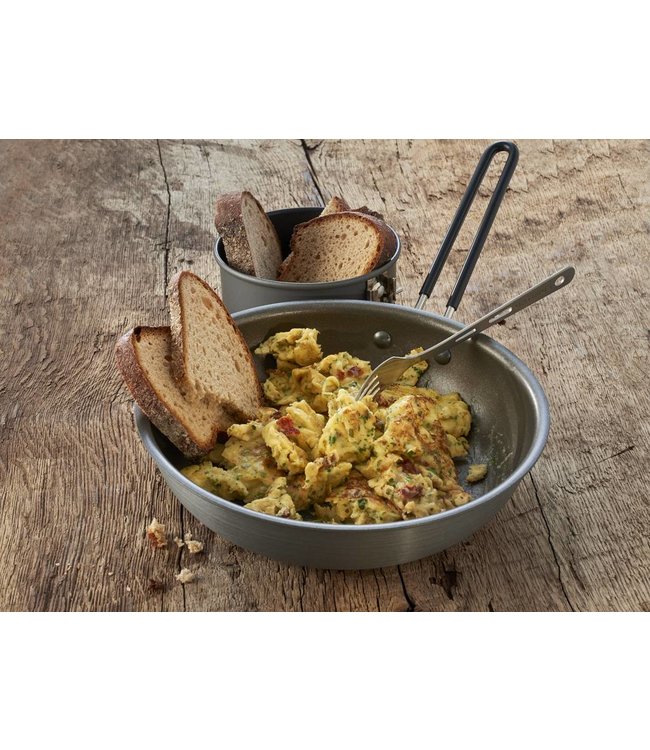 Trek 'n Eat Scrambled Eggs With Onions