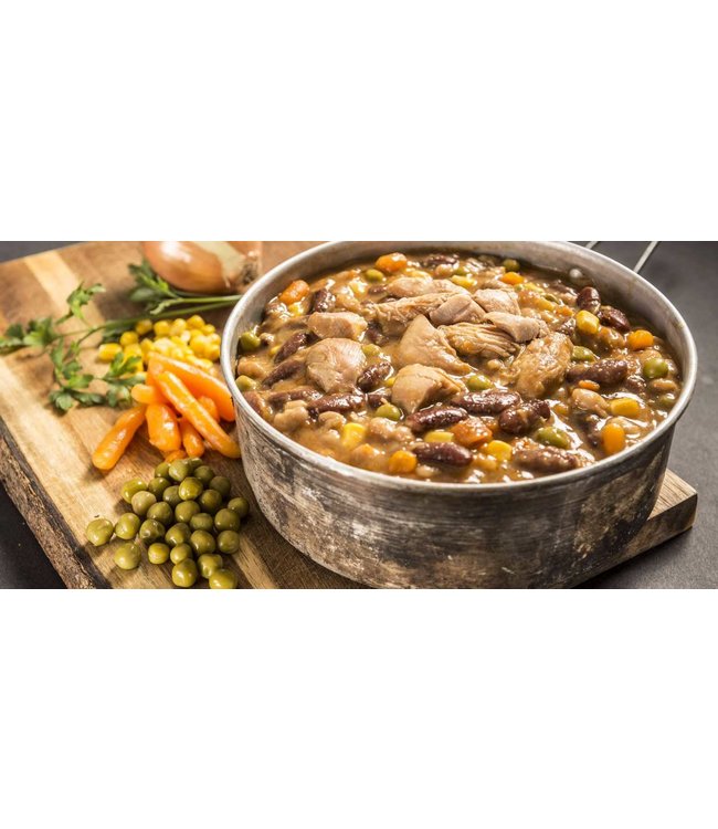 Adventure Menu Chicken with beans and vegetables