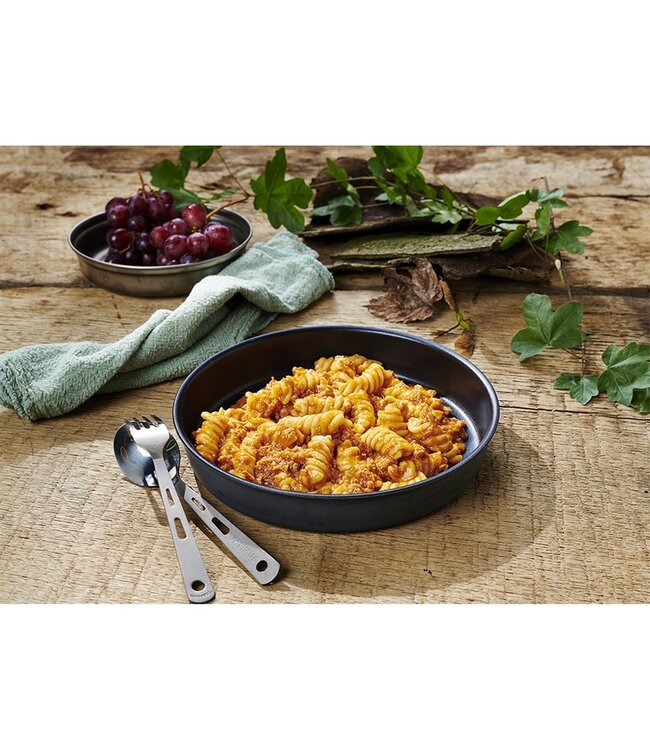 Trek 'n Eat Chicken Pasta bolognese with cheese-RTE