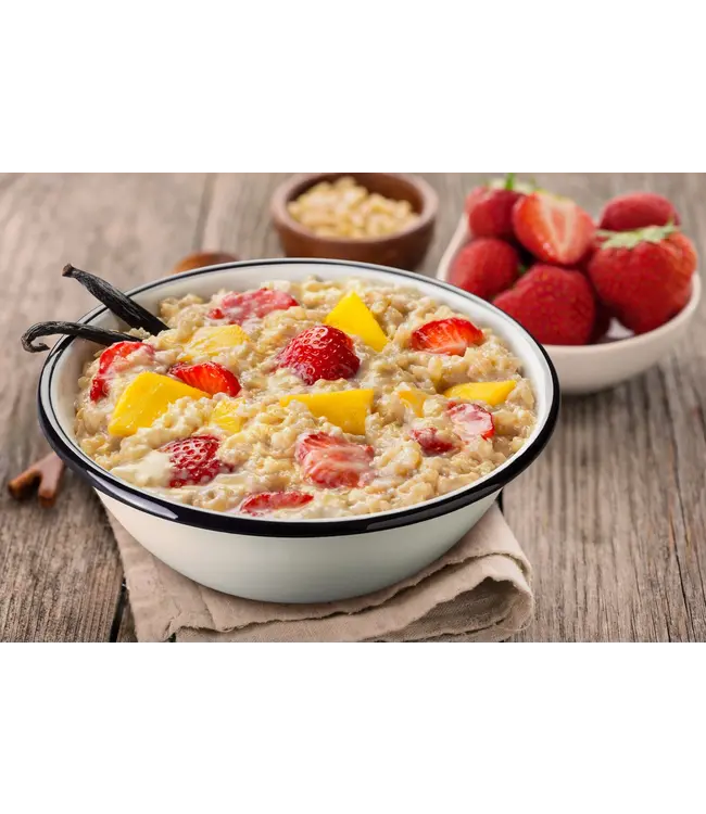 Adventure Menu Rice porridge with Strawberries, Mango and Vanilla
