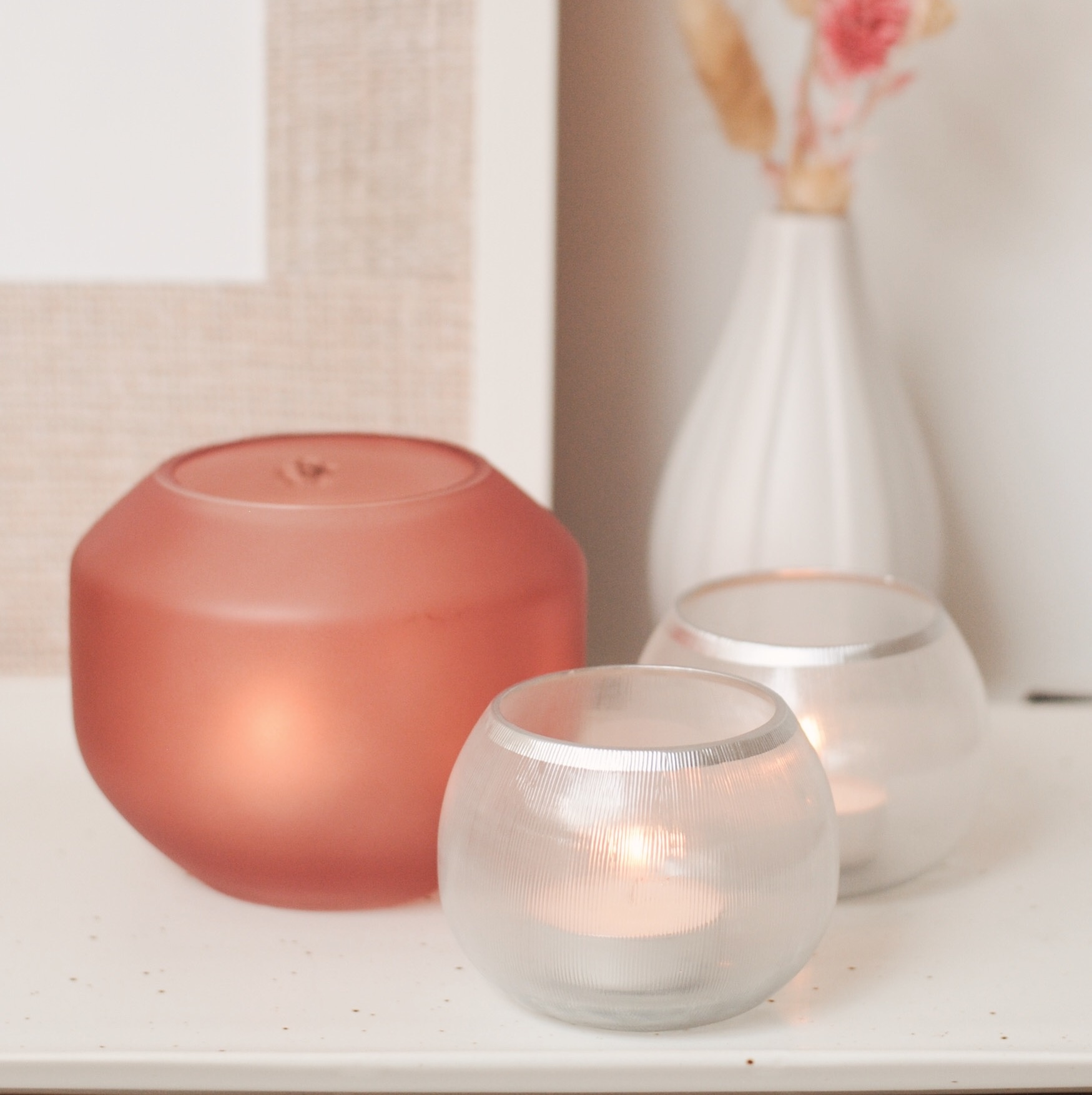 MATTE PINK TEALIGHT HOLDER